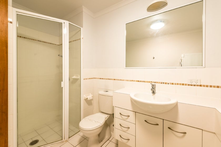 2 Bedroom UpStairs (14)