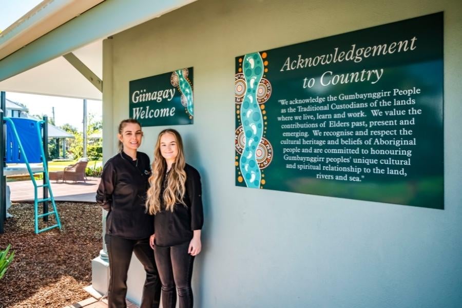 Friendly inclusive staff at Riverside Holiday Resorts 900 × 600