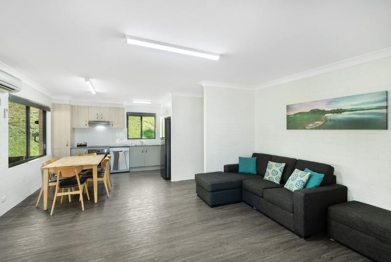 Two-bedroom unit open plan living - Haven Holiday Resort (800 × 536px)