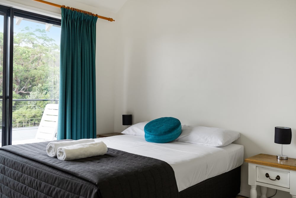 Haven Holiday Resort Sussex Inlet 3bdr Villa Master bedroom